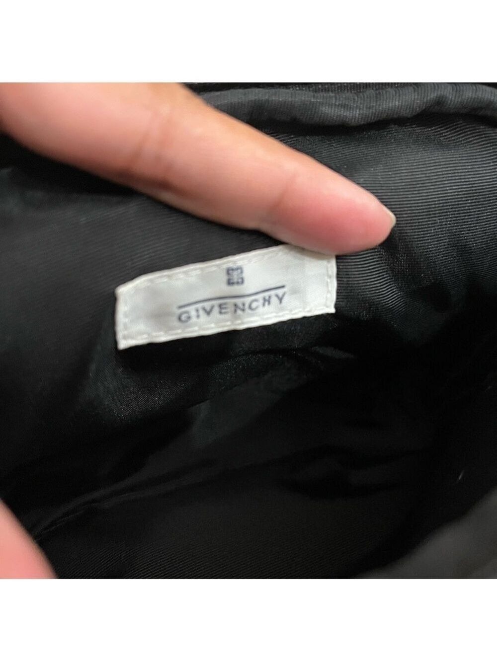 GIVENCHY NOVELTY POUCH - Picture 13 of 14